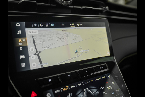 Maserati Grecale 3.0 V6 Trofeo 530pk | Full option! | Carbon ext. + int. | Sonus Faber | Pano-dak | Stoelkoeling | Adapt. cruise Maserati Grecale 3.0 V6 Trofeo 530pk | Full option! | Carbon ext. + int. | Sonus Faber | Pano-dak | Stoelkoeling | Adapt. cruise