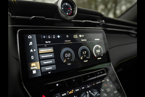 Maserati Grecale 3.0 V6 Trofeo 530pk | Full option! | Carbon ext. + int. | Sonus Faber | Pano-dak | Stoelkoeling | Adapt. cruise Maserati Grecale 3.0 V6 Trofeo 530pk | Full option! | Carbon ext. + int. | Sonus Faber | Pano-dak | Stoelkoeling | Adapt. cruise