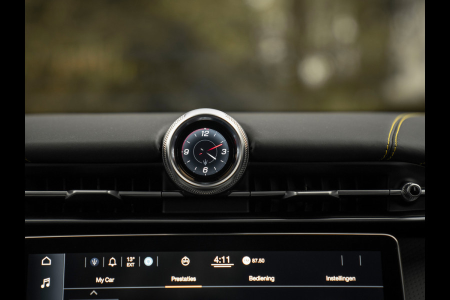 Maserati Grecale 3.0 V6 Trofeo 530pk | Full option! | Carbon ext. + int. | Sonus Faber | Pano-dak | Stoelkoeling | Adapt. cruise Maserati Grecale 3.0 V6 Trofeo 530pk | Full option! | Carbon ext. + int. | Sonus Faber | Pano-dak | Stoelkoeling | Adapt. cruise