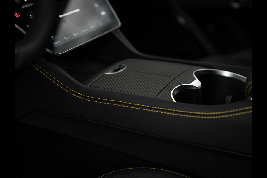 Maserati Grecale 3.0 V6 Trofeo 530pk | Full option! | Carbon ext. + int. | Sonus Faber | Pano-dak | Stoelkoeling | Adapt. cruise Maserati Grecale 3.0 V6 Trofeo 530pk | Full option! | Carbon ext. + int. | Sonus Faber | Pano-dak | Stoelkoeling | Adapt. cruise