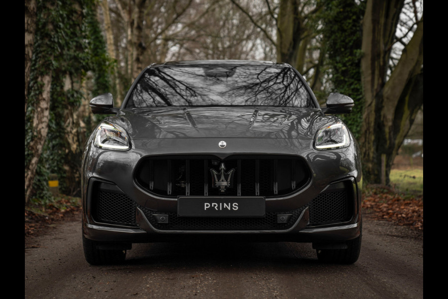 Maserati Grecale 3.0 V6 Trofeo 530pk | Full option! | Carbon ext. + int. | Sonus Faber | Pano-dak | Stoelkoeling | Adapt. cruise Maserati Grecale 3.0 V6 Trofeo 530pk | Full option! | Carbon ext. + int. | Sonus Faber | Pano-dak | Stoelkoeling | Adapt. cruise