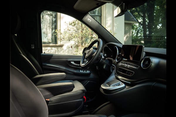 Mercedes-Benz V-Klasse 250d Lang DC | €64.900,- Ex. BTW | Luchtvering | CarPlay | Elektr. deuren Mercedes-Benz V-Klasse 250d Lang DC | €64.900,- Ex. BTW | Luchtvering | CarPlay | Elektr. deuren