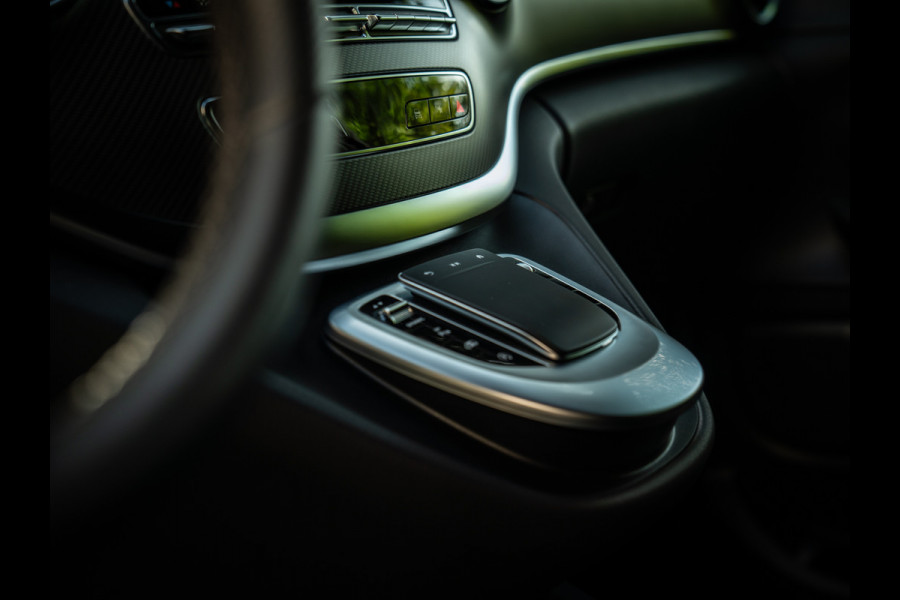 Mercedes-Benz V-Klasse 250d Lang DC | €64.900,- Ex. BTW | Luchtvering | CarPlay | Elektr. deuren Mercedes-Benz V-Klasse 250d Lang DC | €64.900,- Ex. BTW | Luchtvering | CarPlay | Elektr. deuren