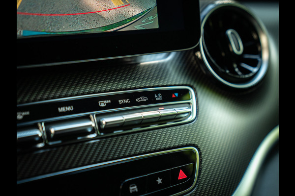 Mercedes-Benz V-Klasse 250d Lang DC | €64.900,- Ex. BTW | Luchtvering | CarPlay | Elektr. deuren Mercedes-Benz V-Klasse 250d Lang DC | €64.900,- Ex. BTW | Luchtvering | CarPlay | Elektr. deuren