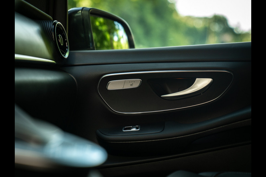 Mercedes-Benz V-Klasse 250d Lang DC | €64.900,- Ex. BTW | Luchtvering | CarPlay | Elektr. deuren Mercedes-Benz V-Klasse 250d Lang DC | €64.900,- Ex. BTW | Luchtvering | CarPlay | Elektr. deuren