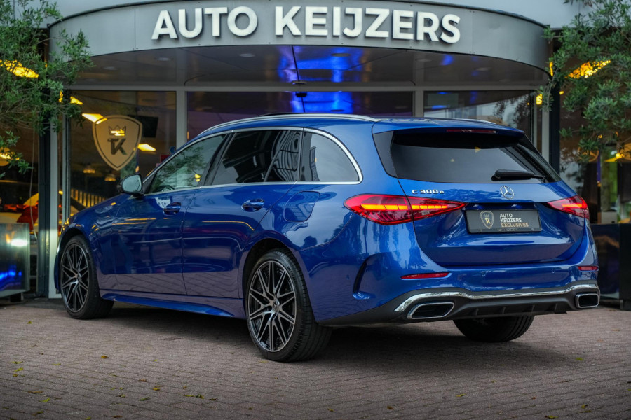 Mercedes-Benz C-Klasse 300 e AMG Line Panoramadak Full Ambient Adapt. Cruise Laser LED 360Cam 19''LM Mercedes-Benz C-Klasse 300 e AMG Line Panoramadak Full Ambient Adapt. Cruise Laser LED 360Cam 19''LM