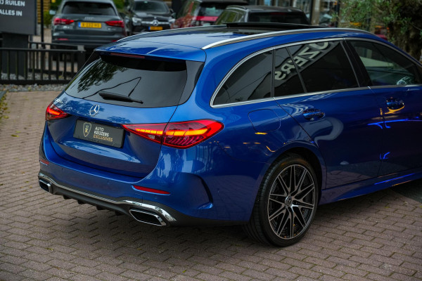 Mercedes-Benz C-Klasse 300 e AMG Line Panoramadak Full Ambient Adapt. Cruise Laser LED 360Cam 19''LM Mercedes-Benz C-Klasse 300 e AMG Line Panoramadak Full Ambient Adapt. Cruise Laser LED 360Cam 19''LM