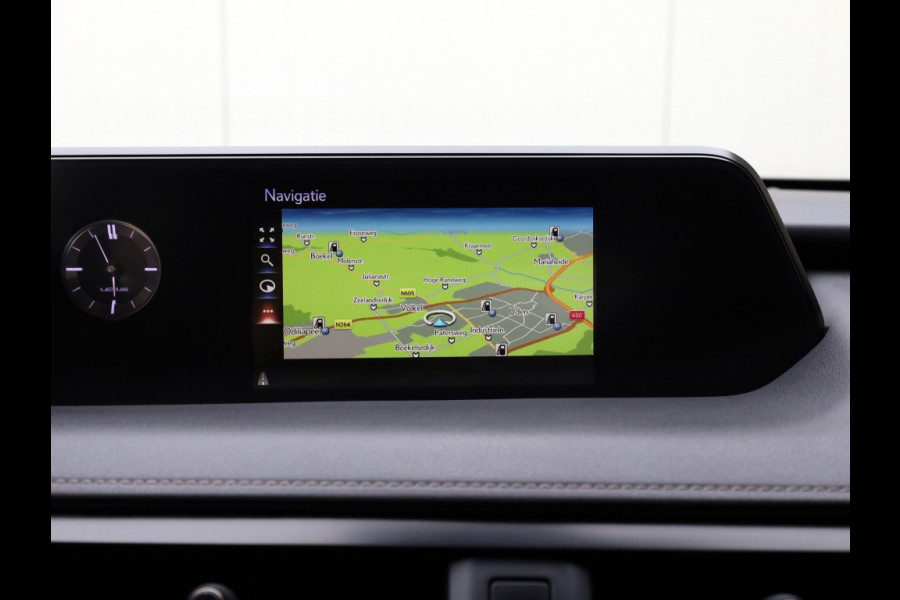 Lexus UX 250h AWD Luxury Line | Leder | Head up | Dodehoek