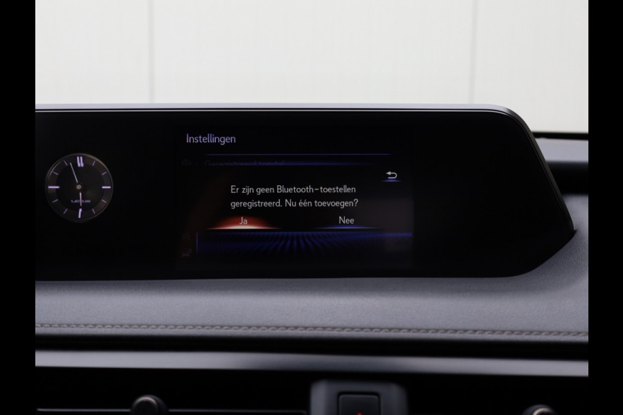 Lexus UX 250h AWD Luxury Line | Leder | Head up | Dodehoek