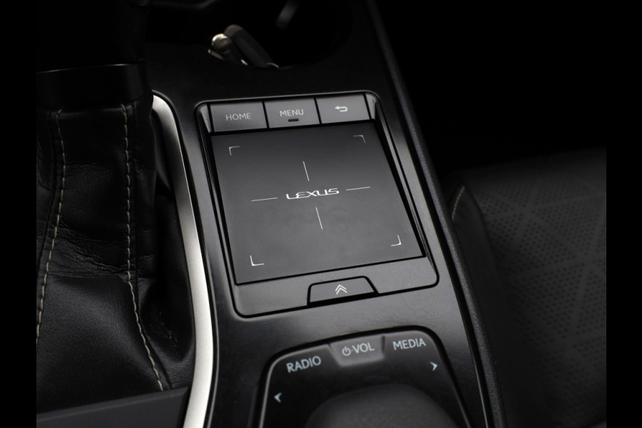Lexus UX 250h AWD Luxury Line | Leder | Head up | Dodehoek