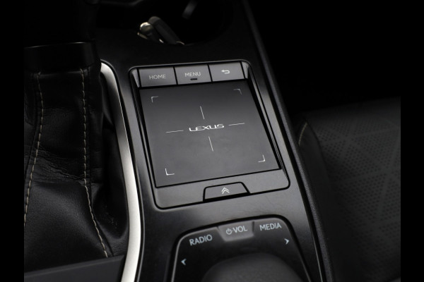 Lexus UX 250h AWD Luxury Line | Leder | Head up | Dodehoek