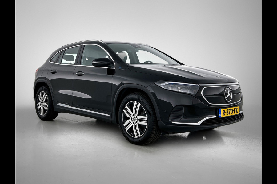 Mercedes-Benz EQA 250 Luxury Line 67 kWh Lichtmetalen velgen | Navigatie | Wide screen | Keyles Go | parking support met camera achter | Inclusief 48 maanden MB Certified garantie voor Europa. Mercedes-Benz EQA 250 Luxury Line 67 kWh Lichtmetalen velgen | Navigatie | Wide screen | Keyles Go | parking support met camera achter | Inclusief 48 maanden MB Certified garantie voor Europa.