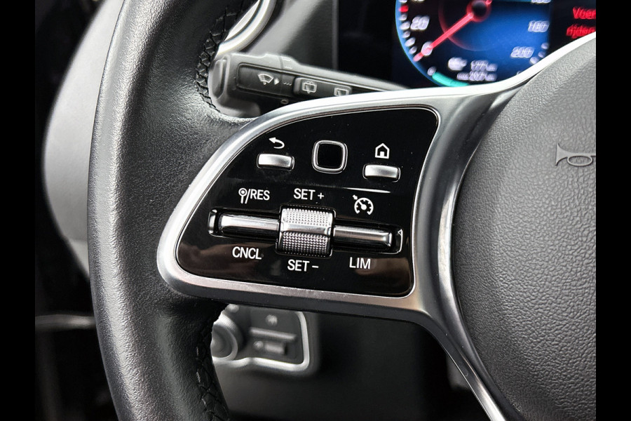 Mercedes-Benz EQA 250 Luxury Line 67 kWh Lichtmetalen velgen | Navigatie | Wide screen | Keyles Go | parking support met camera achter | Inclusief 48 maanden MB Certified garantie voor Europa. Mercedes-Benz EQA 250 Luxury Line 67 kWh Lichtmetalen velgen | Navigatie | Wide screen | Keyles Go | parking support met camera achter | Inclusief 48 maanden MB Certified garantie voor Europa.