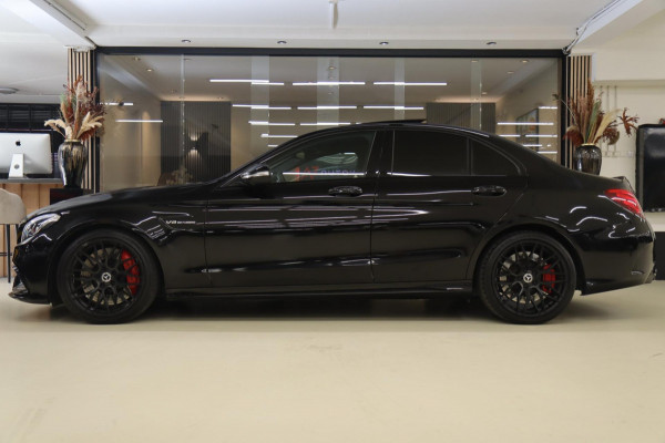 Mercedes-Benz C-Klasse AMG 63 S 4MATIC PANO/360CAMERA/MEMORYSTOELEN/BOMVOL