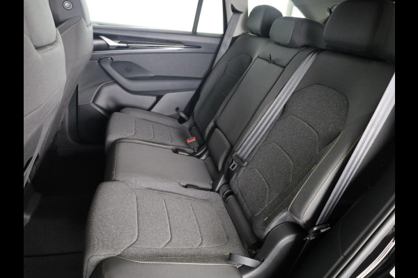 Škoda Kodiaq 1.5 TSI MHEV Business Edition 7p. 150 pk Automaat (DSG) | 7-Persoons | Panoramadak | Verlengde garantie | Navigatie | Trekhaak (wegklapbaar) | Parkeersensoren | Achteruitrijcamera | Matrix LED koplampen | Škoda Kodiaq 1.5 TSI MHEV Business Edition 7p. 150 pk Automaat (DSG) | 7-Persoons | Panoramadak | Verlengde garantie | Navigatie | Trekhaak (wegklapbaar) | Parkeersensoren | Achteruitrijcamera | Matrix LED koplampen |