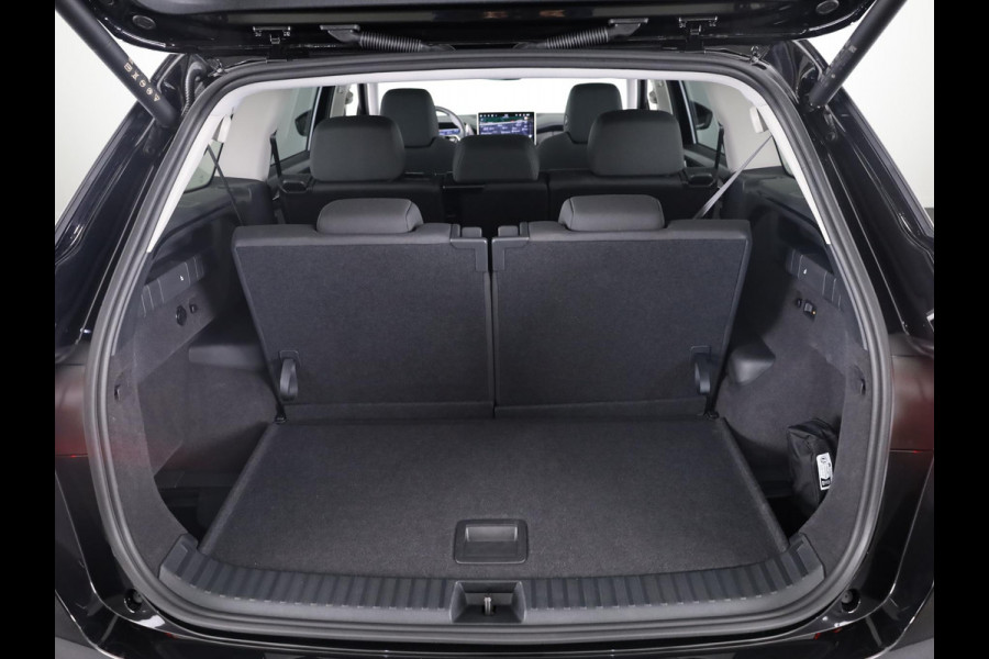 Škoda Kodiaq 1.5 TSI MHEV Business Edition 7p. 150 pk Automaat (DSG) | 7-Persoons | Panoramadak | Verlengde garantie | Navigatie | Trekhaak (wegklapbaar) | Parkeersensoren | Achteruitrijcamera | Matrix LED koplampen | Škoda Kodiaq 1.5 TSI MHEV Business Edition 7p. 150 pk Automaat (DSG) | 7-Persoons | Panoramadak | Verlengde garantie | Navigatie | Trekhaak (wegklapbaar) | Parkeersensoren | Achteruitrijcamera | Matrix LED koplampen |