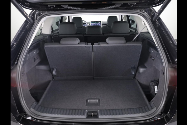 Škoda Kodiaq 1.5 TSI MHEV Business Edition 7p. 150 pk Automaat (DSG) | 7-Persoons | Panoramadak | Verlengde garantie | Navigatie | Trekhaak (wegklapbaar) | Parkeersensoren | Achteruitrijcamera | Matrix LED koplampen | Škoda Kodiaq 1.5 TSI MHEV Business Edition 7p. 150 pk Automaat (DSG) | 7-Persoons | Panoramadak | Verlengde garantie | Navigatie | Trekhaak (wegklapbaar) | Parkeersensoren | Achteruitrijcamera | Matrix LED koplampen |