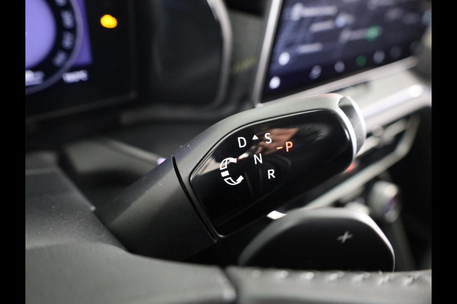 Škoda Kodiaq 1.5 TSI MHEV Business Edition 7p. 150 pk Automaat (DSG) | 7-Persoons | Panoramadak | Verlengde garantie | Navigatie | Trekhaak (wegklapbaar) | Parkeersensoren | Achteruitrijcamera | Matrix LED koplampen | Škoda Kodiaq 1.5 TSI MHEV Business Edition 7p. 150 pk Automaat (DSG) | 7-Persoons | Panoramadak | Verlengde garantie | Navigatie | Trekhaak (wegklapbaar) | Parkeersensoren | Achteruitrijcamera | Matrix LED koplampen |