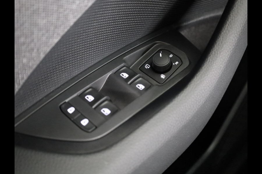 Škoda Kodiaq 1.5 TSI MHEV Business Edition 7p. 150 pk Automaat (DSG) | 7-Persoons | Panoramadak | Verlengde garantie | Navigatie | Trekhaak (wegklapbaar) | Parkeersensoren | Achteruitrijcamera | Matrix LED koplampen | Škoda Kodiaq 1.5 TSI MHEV Business Edition 7p. 150 pk Automaat (DSG) | 7-Persoons | Panoramadak | Verlengde garantie | Navigatie | Trekhaak (wegklapbaar) | Parkeersensoren | Achteruitrijcamera | Matrix LED koplampen |