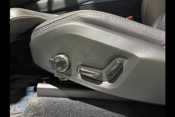 Volvo XC90 2.0 T8 Recharge AWD Ultimate Bright | PANO | Memory | Massages|Stoelventilatie|Pilot Asist
