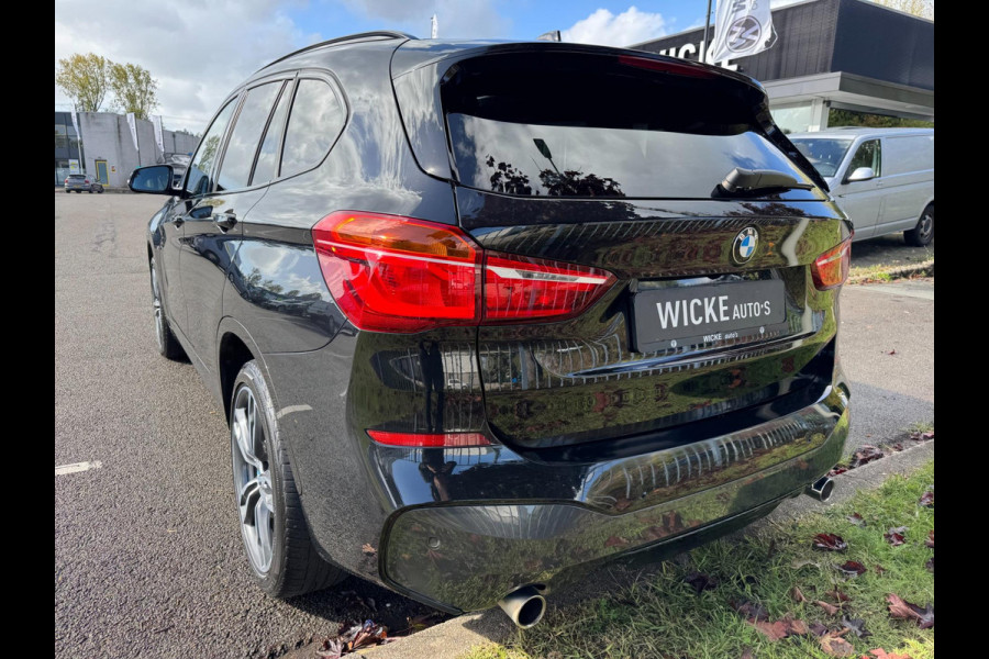 BMW X1 XDrive25i High Executive HUD Panorama Memory M Pakket BMW X1 XDrive25i High Executive HUD Panorama Memory M Pakket