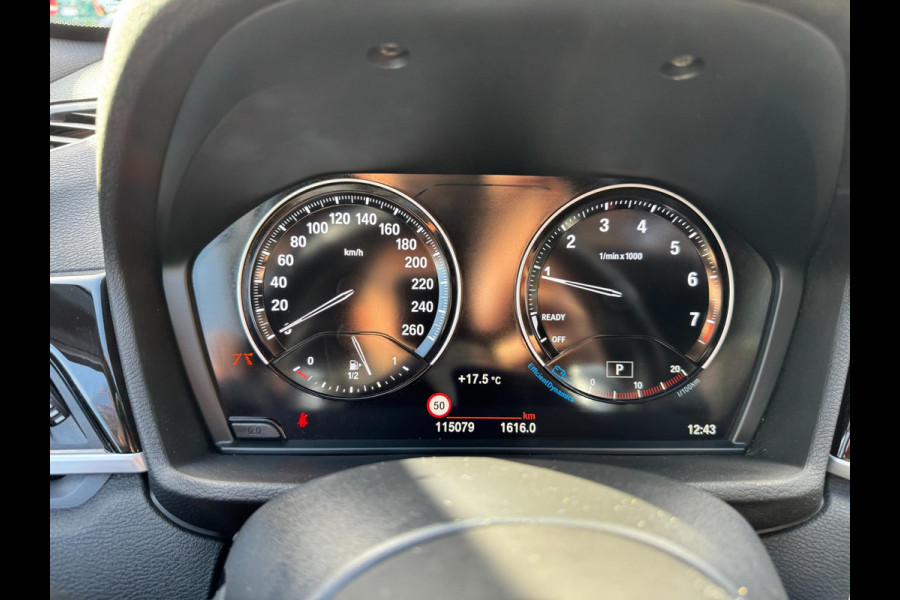 BMW X1 XDrive25i High Executive HUD Panorama Memory M Pakket BMW X1 XDrive25i High Executive HUD Panorama Memory M Pakket