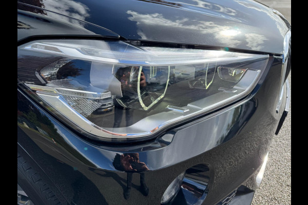 BMW X1 XDrive25i High Executive HUD Panorama Memory M Pakket BMW X1 XDrive25i High Executive HUD Panorama Memory M Pakket