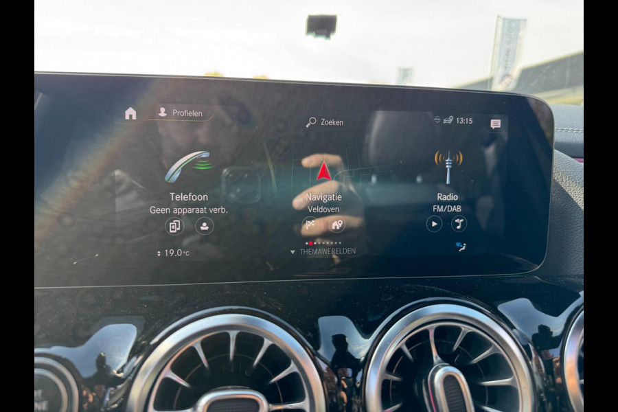 Mercedes-Benz B-Klasse 250 e AMG Panorama Leder Camera Navi Mercedes-Benz B-Klasse 250 e AMG Panorama Leder Camera Navi