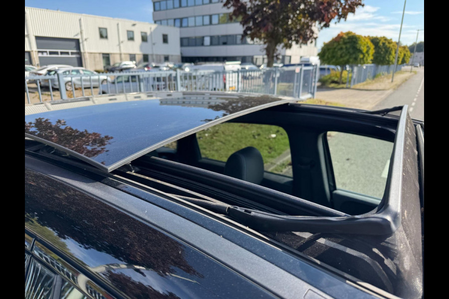 Mercedes-Benz B-Klasse 250 e AMG Panorama Leder Camera Navi Mercedes-Benz B-Klasse 250 e AMG Panorama Leder Camera Navi