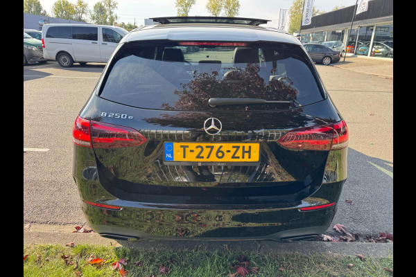 Mercedes-Benz B-Klasse 250 e AMG Panorama Leder Camera Navi Mercedes-Benz B-Klasse 250 e AMG Panorama Leder Camera Navi