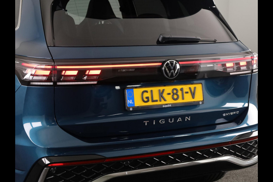 Volkswagen Tiguan 1.5 eHybrid R-Line Business 204 PK | Panoramaschuif-kanteldak | 20" lm velgen 'leeds' | Comfort pakket | Verlengde garantie 11/2028 |