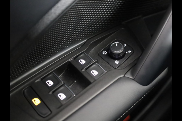 Volkswagen Tiguan 1.5 eHybrid R-Line Business 204 PK | Panoramaschuif-kanteldak | 20" lm velgen 'leeds' | Comfort pakket | Verlengde garantie 11/2028 |