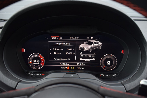 Audi RS3 Limousine 2.5 TFSI 400pk Quattro Pano | Magnetic ride | B&O Audi RS3 Limousine 2.5 TFSI 400pk Quattro Pano | Magnetic ride | B&O