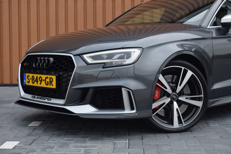 Audi RS3 Limousine 2.5 TFSI 400pk Quattro Pano | Magnetic ride | B&O Audi RS3 Limousine 2.5 TFSI 400pk Quattro Pano | Magnetic ride | B&O
