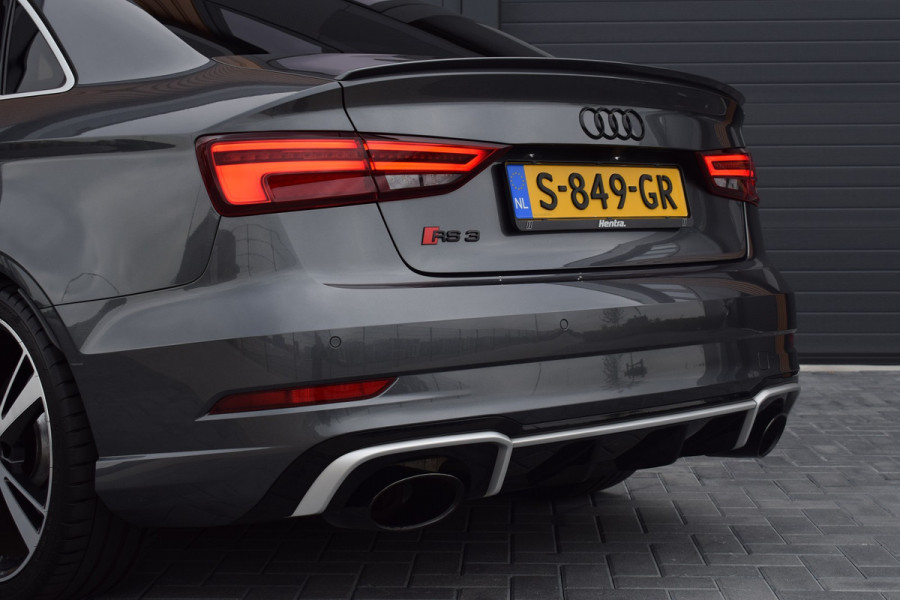 Audi RS3 Limousine 2.5 TFSI 400pk Quattro Pano | Magnetic ride | B&O Audi RS3 Limousine 2.5 TFSI 400pk Quattro Pano | Magnetic ride | B&O