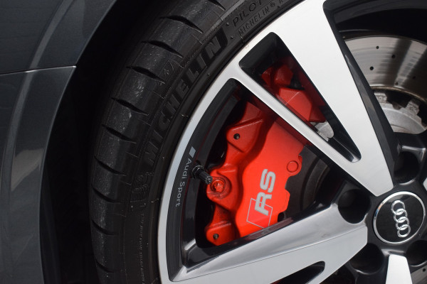 Audi RS3 Limousine 2.5 TFSI 400pk Quattro Pano | Magnetic ride | B&O Audi RS3 Limousine 2.5 TFSI 400pk Quattro Pano | Magnetic ride | B&O