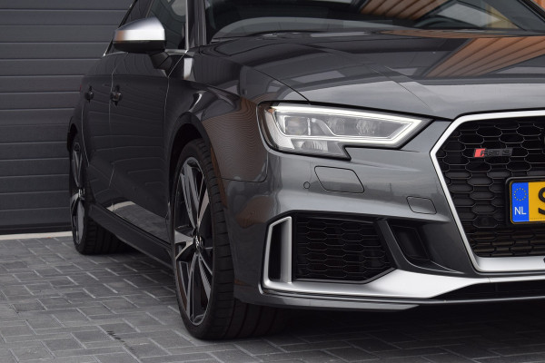 Audi RS3 Limousine 2.5 TFSI 400pk Quattro Pano | Magnetic ride | B&O Audi RS3 Limousine 2.5 TFSI 400pk Quattro Pano | Magnetic ride | B&O