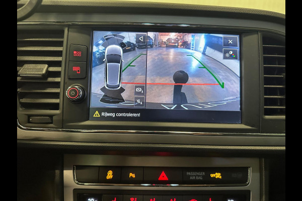 Seat León ST 1.6 TDI Style Business Intense | VIRTUAL | LED | TREKHAAK | LEDER