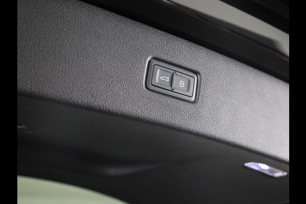 Audi Q7 60 TFSI e quattro Pro Line S Competition 490pk | Panoramdak | B&O Premium Soundsystem | ELektrisch verstl stoelen met geheugen | HD Matrix | Servo sluiting | Trekhaak Audi Q7 60 TFSI e quattro Pro Line S Competition 490pk | Panoramdak | B&O Premium Soundsystem | ELektrisch verstl stoelen met geheugen | HD Matrix | Servo sluiting | Trekhaak