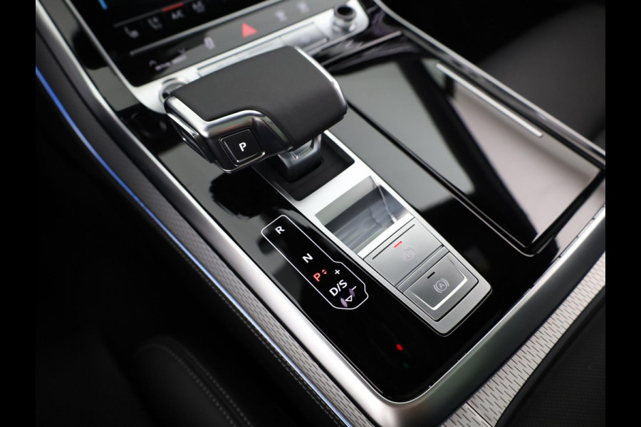 Audi Q7 60 TFSI e quattro Pro Line S Competition 490pk | Panoramdak | B&O Premium Soundsystem | ELektrisch verstl stoelen met geheugen | HD Matrix | Servo sluiting | Trekhaak Audi Q7 60 TFSI e quattro Pro Line S Competition 490pk | Panoramdak | B&O Premium Soundsystem | ELektrisch verstl stoelen met geheugen | HD Matrix | Servo sluiting | Trekhaak
