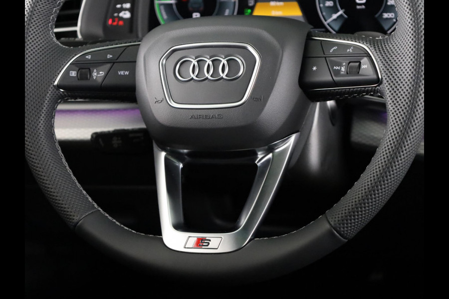 Audi Q7 60 TFSI e quattro Pro Line S Competition 490pk | Panoramdak | B&O Premium Soundsystem | ELektrisch verstl stoelen met geheugen | HD Matrix | Servo sluiting | Trekhaak Audi Q7 60 TFSI e quattro Pro Line S Competition 490pk | Panoramdak | B&O Premium Soundsystem | ELektrisch verstl stoelen met geheugen | HD Matrix | Servo sluiting | Trekhaak