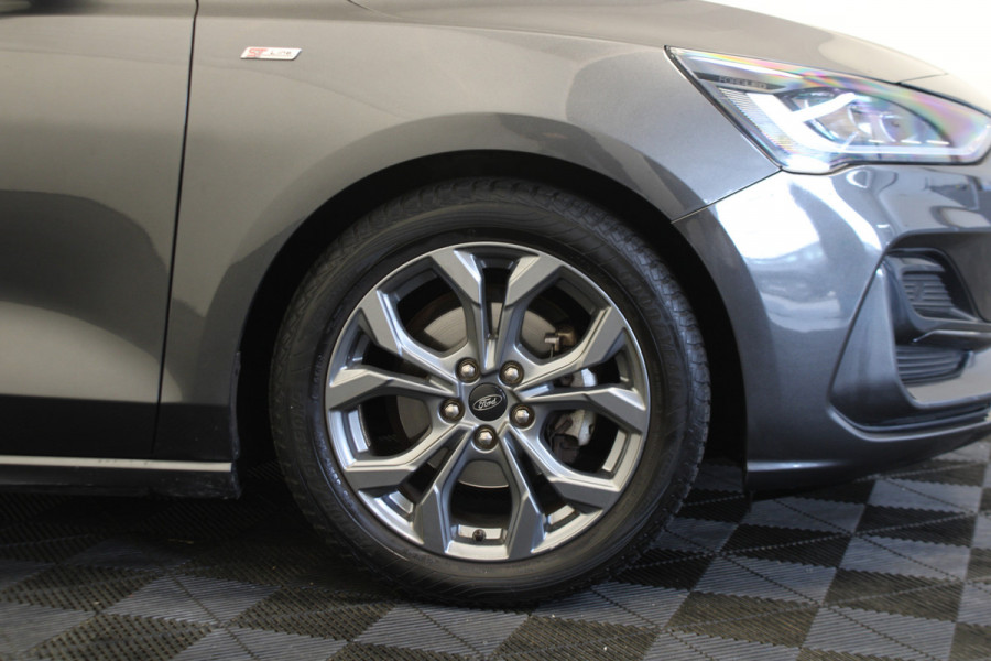 Ford Focus 1.0 EcoBoost Hybrid ST Line X |Camera|Navi| Ford Focus 1.0 EcoBoost Hybrid ST Line X |Camera|Navi|