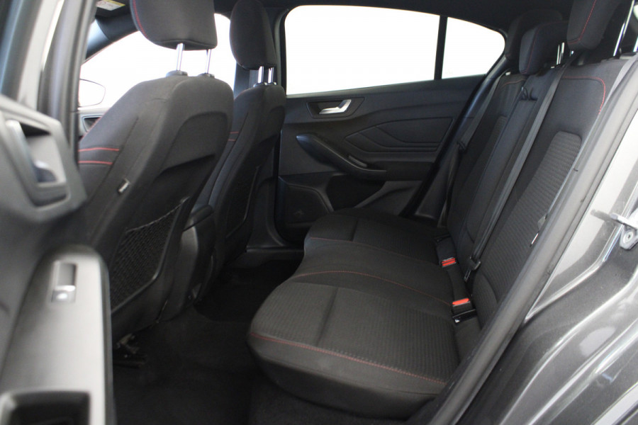 Ford Focus 1.0 EcoBoost Hybrid ST Line X |Camera|Navi| Ford Focus 1.0 EcoBoost Hybrid ST Line X |Camera|Navi|