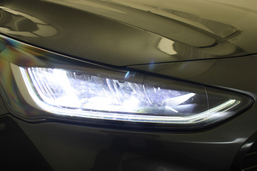 Ford Focus 1.0 EcoBoost Hybrid ST Line X |Camera|Navi| Ford Focus 1.0 EcoBoost Hybrid ST Line X |Camera|Navi|