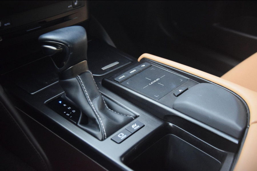 Lexus ES 300h Business Line LEDEREN BEKLEDING/KEYLESS/CAMERA