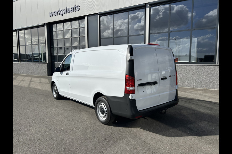 Mercedes-Benz Vito 114 CDI Lang / 9G-TRONIC / Trekhaak / Camera / Parkeersensoren / Navigatie / Cruise control / Airco / Achterdeuren Mercedes-Benz Vito 114 CDI Lang / 9G-TRONIC / Trekhaak / Camera / Parkeersensoren / Navigatie / Cruise control / Airco / Achterdeuren