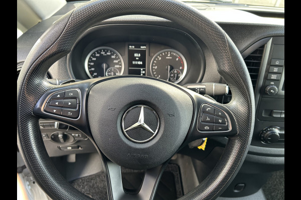 Mercedes-Benz Vito 114 CDI Lang / 9G-TRONIC / Trekhaak / Camera / Parkeersensoren / Navigatie / Cruise control / Airco / Achterdeuren Mercedes-Benz Vito 114 CDI Lang / 9G-TRONIC / Trekhaak / Camera / Parkeersensoren / Navigatie / Cruise control / Airco / Achterdeuren