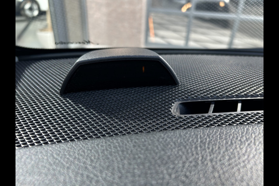 Mercedes-Benz Vito 114 CDI Lang / 9G-TRONIC / Trekhaak / Camera / Parkeersensoren / Navigatie / Cruise control / Airco / Achterdeuren Mercedes-Benz Vito 114 CDI Lang / 9G-TRONIC / Trekhaak / Camera / Parkeersensoren / Navigatie / Cruise control / Airco / Achterdeuren