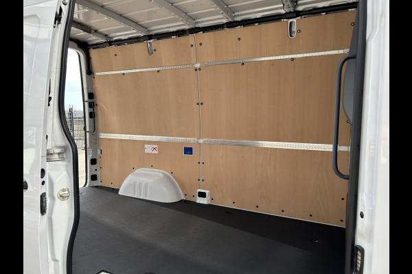 Mercedes-Benz Sprinter 317 CDI L2 H2 PRO Facelift / LED / MBUX / Navigatie / Camera / Parkeersensoren / Cruise control / Airco / 270 Graden achterdeure Mercedes-Benz Sprinter 317 CDI L2 H2 PRO Facelift / LED / MBUX / Navigatie / Camera / Parkeersensoren / Cruise control / Airco / 270 Graden achterdeure