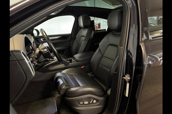 Porsche Cayenne Coupé 3.0 E-Hybrid-PANO-ACC-HEAD UP-MATRIX-LUCHTV.-TREKHAAK-ZEER COMPLEET